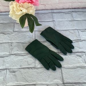 Aris 100% cashmere lined  green leather gloves size 6 1/2